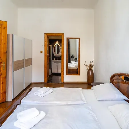 Apartament Downtown *
