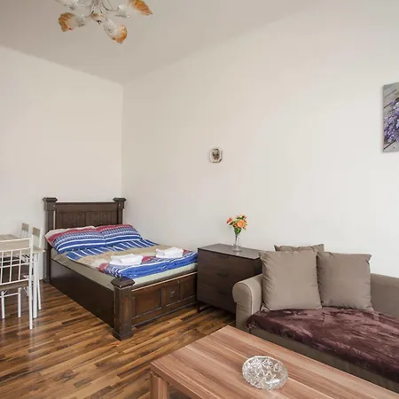Downtown Apartament Praga