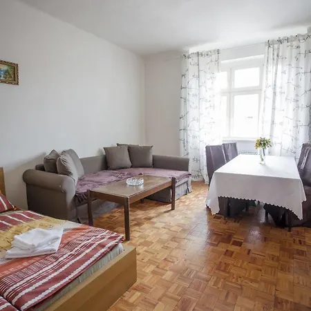 Downtown Apartament