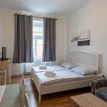 Downtown Apartman Prága